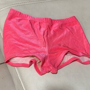 Vintage Women's Pink fusha shorts